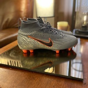 Nike Mercurial Flyknit size 4.5Y soccer cleats NEW
